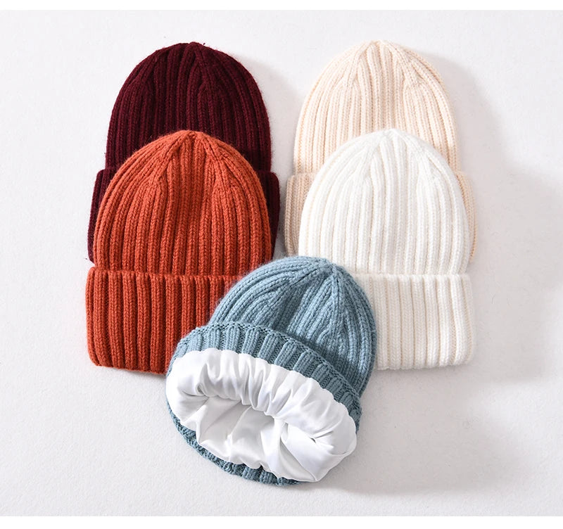 Wine Red Chunky Knitted Satin Lined Beanie