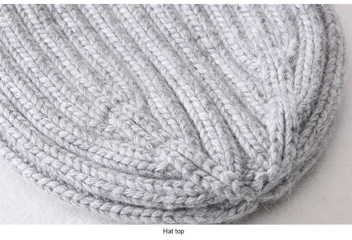 Light Grey Chunky Knitted Satin Lined Beanie