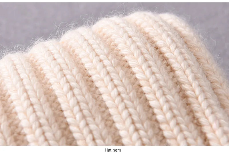 Beige Chunky Knitted Satin Lined Beanie
